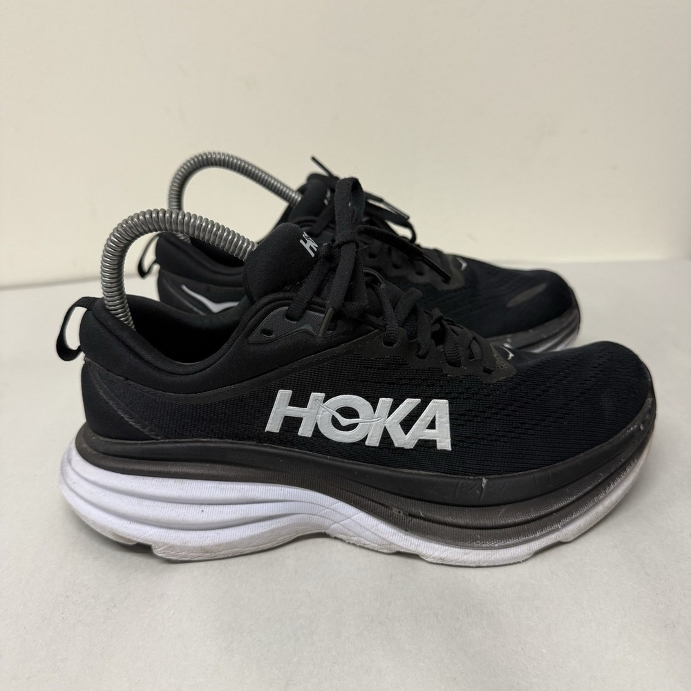 Hoka One One Shoes Womens Size 7.5 B Bondi 8 Black White Mesh Running Sneaker